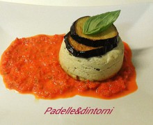 FLAN DI MELANZANA CON SALSA DI PEPERONI E CAPPERI.