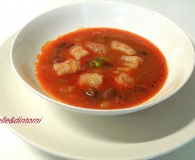 ZUPPA TIEPIDA DI GAMBERI ROSSI , PATATE , FAGIOLI BORLOTTI E CREMA DI SEDANO.