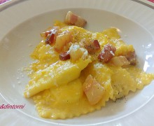 RAVIOLI DI PECORINO ALLA CARBONARA