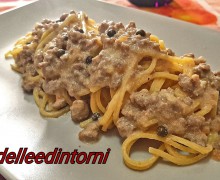 SPAGHETTI ALLA CHITARRA CON RAGÙ DI MAIALE AL LATTE E PEPE VERDE