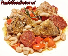 CASSERUOLA DI POLLO FAGIOLI CIPOLLA E SALAME PICCANTE