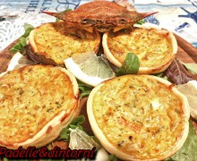 MINIQUICHE AL GRANCHIO BLU E GAMBERI